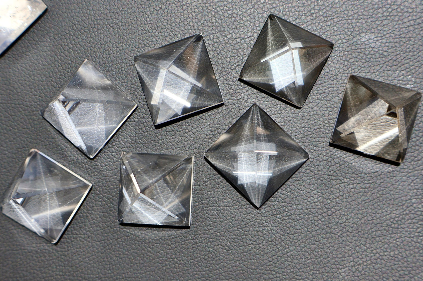 Clear Quartz Crystal Pyramid - 1 inch . One Piece - Precision Cut Natural AAA Grade Gemstone for Energy Work, Meditation & Display - Wax | Wane - Decor - Crystal20
